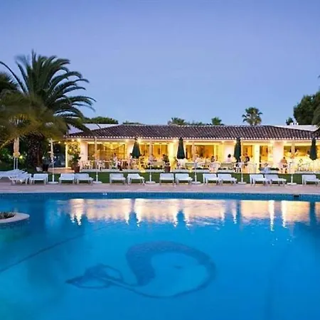 Acolhedora 371, 3 Quartos, Balaia Golf Village Ferienhaus