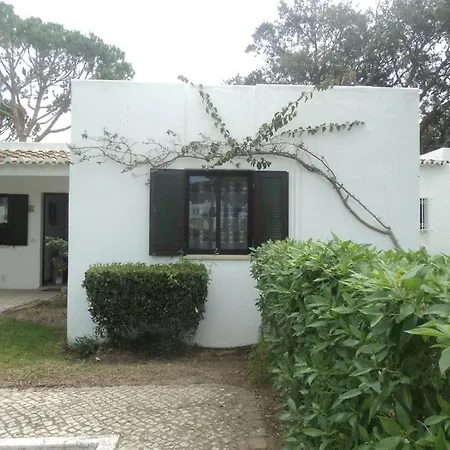 Acolhedora 371, 3 Quartos, Balaia Golf Village Holiday home *