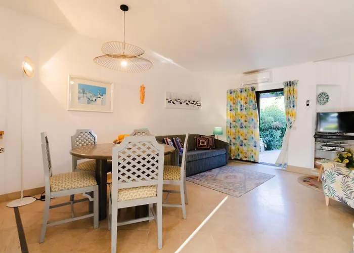 Acolhedora 371, 3 Quartos, Balaia Golf Village