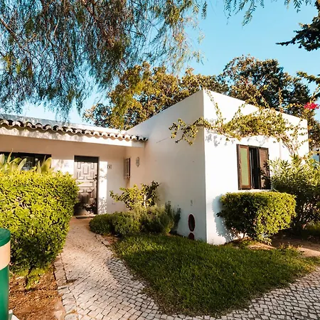 Дом отдыха Acolhedora 371, 3 Quartos, Balaia Golf Village